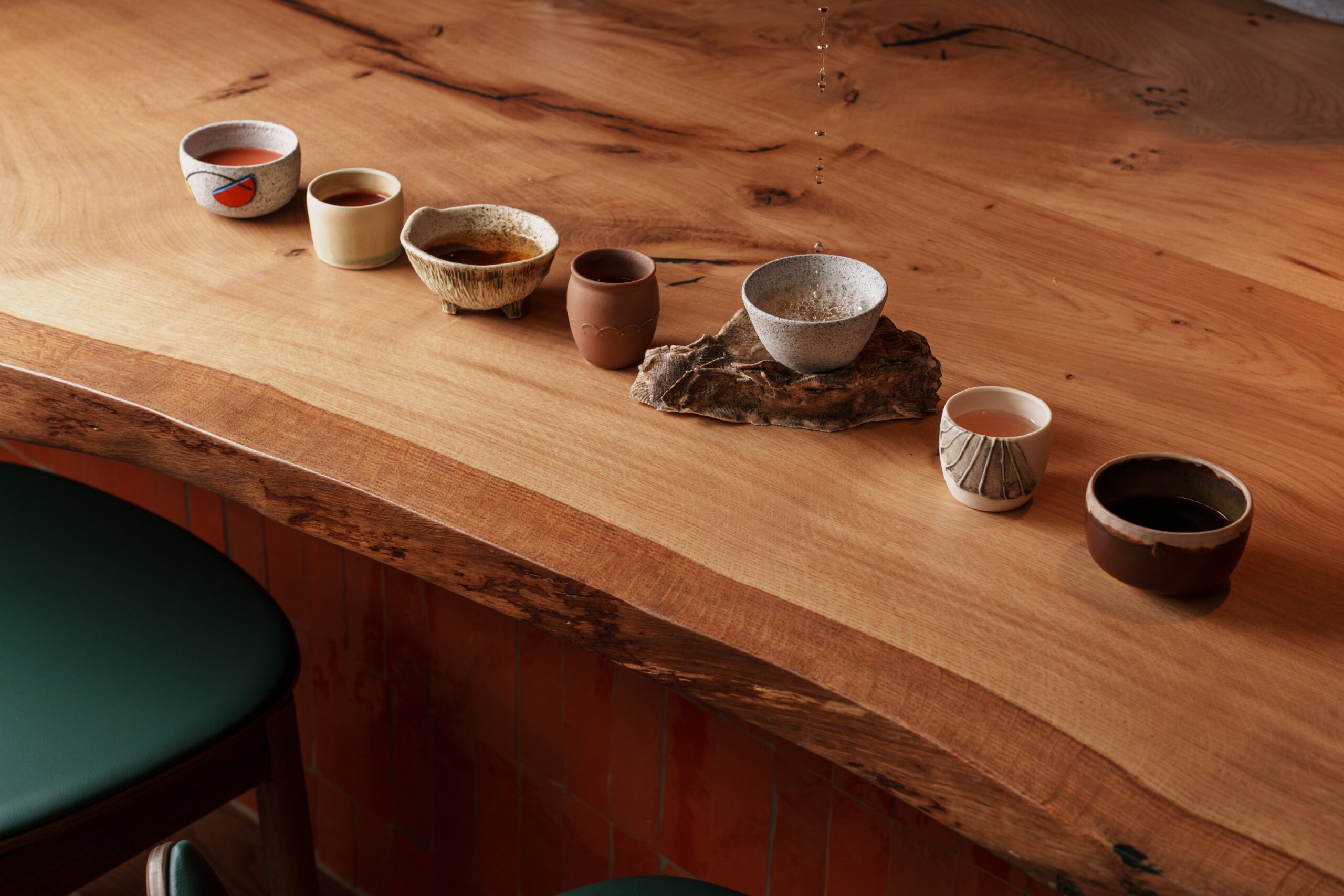 מסעדה חדשה בשורדיץ' משנה את כללי המשחק של העיצוב הספרדי בלונדון